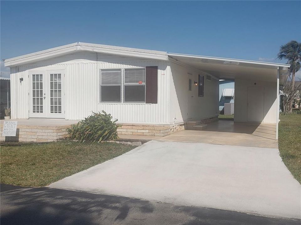 For Rent: $1,650 (2 beds, 2 baths, 1000 Square Feet)