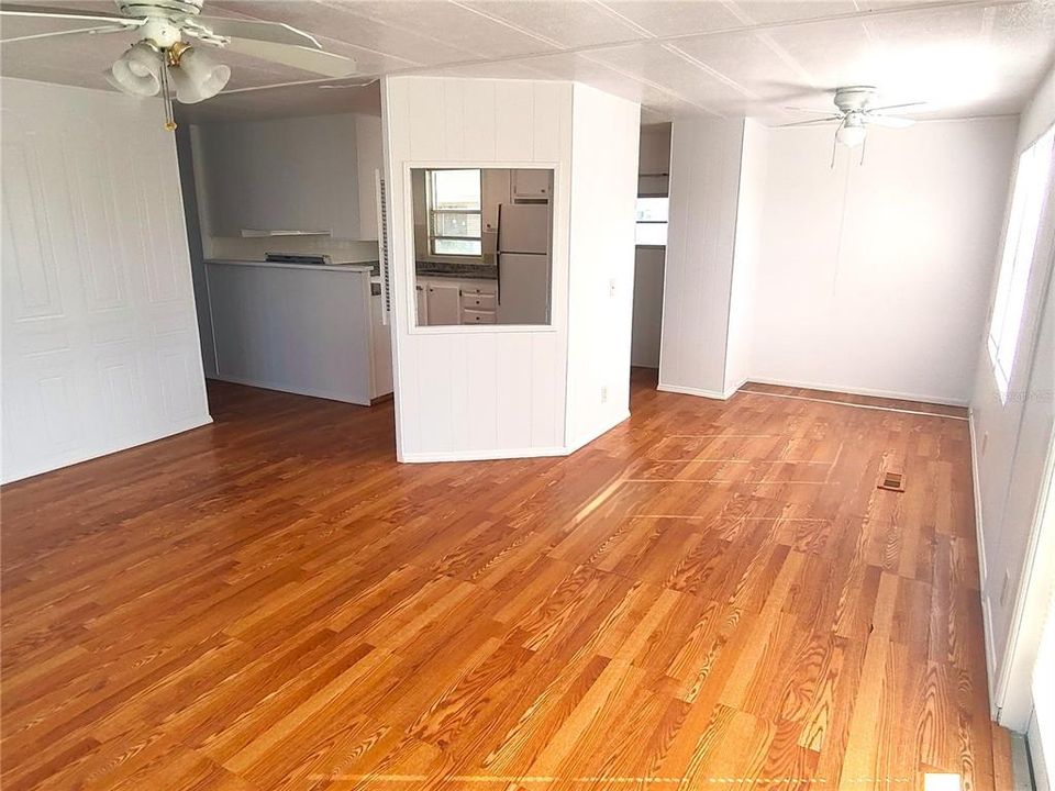 For Rent: $1,650 (2 beds, 2 baths, 1000 Square Feet)