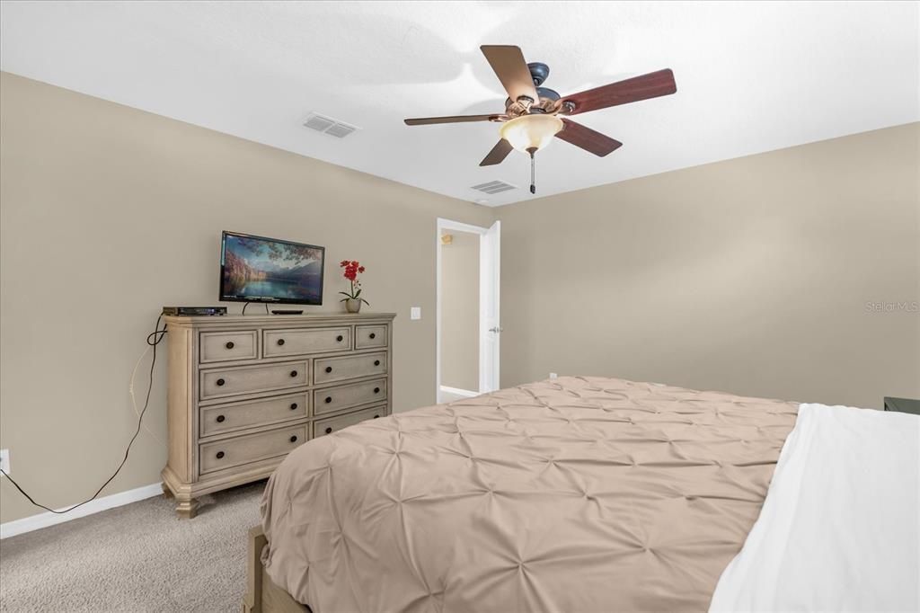 Active With Contract: $429,000 (4 beds, 3 baths, 1914 Square Feet)