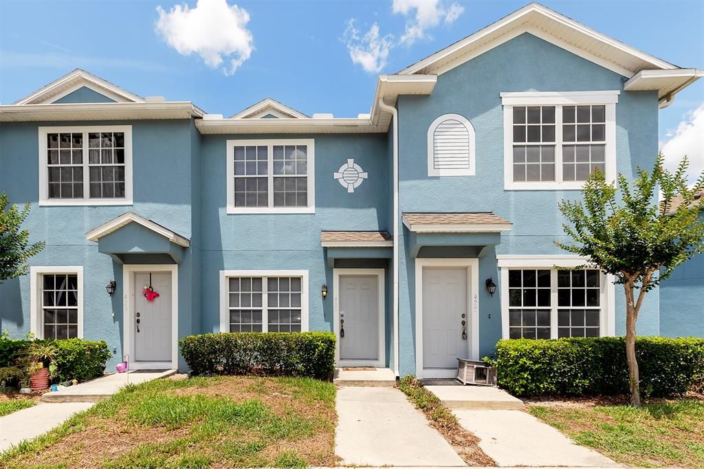 For Rent: $1,700 (2 beds, 2 baths, 1056 Square Feet)