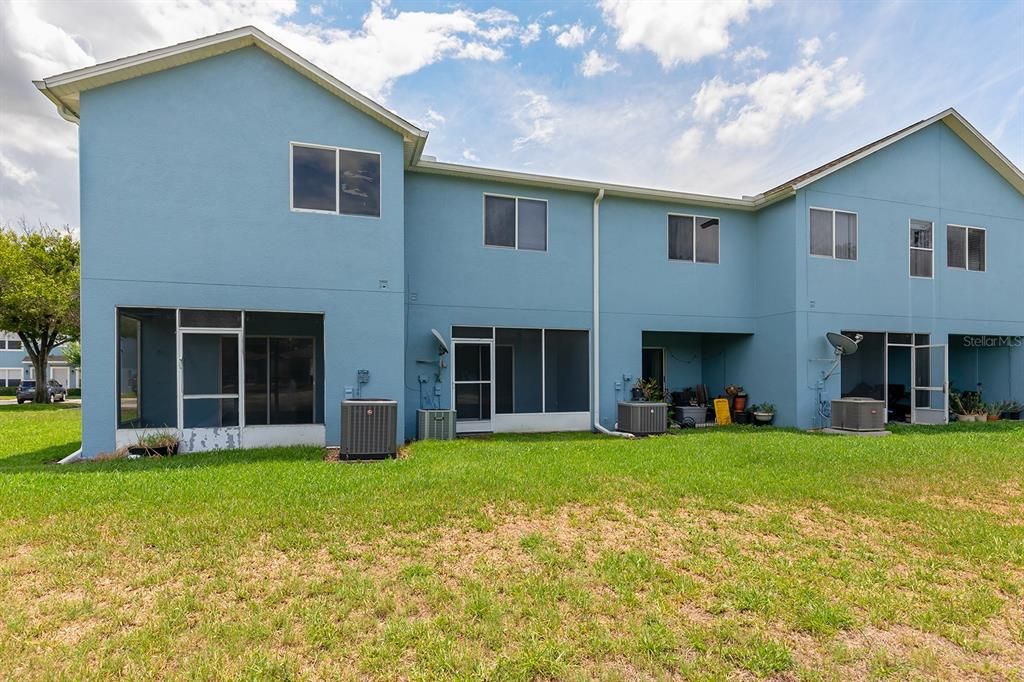 For Rent: $1,700 (2 beds, 2 baths, 1056 Square Feet)