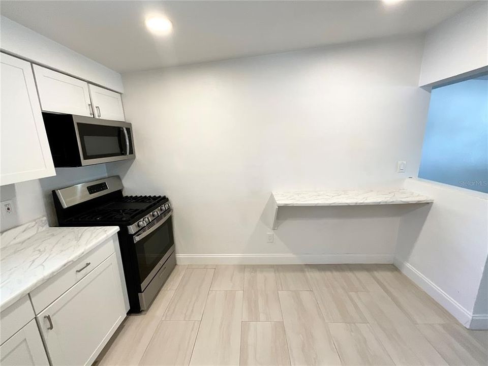 For Rent: $2,295 (3 beds, 1 baths, 1125 Square Feet)