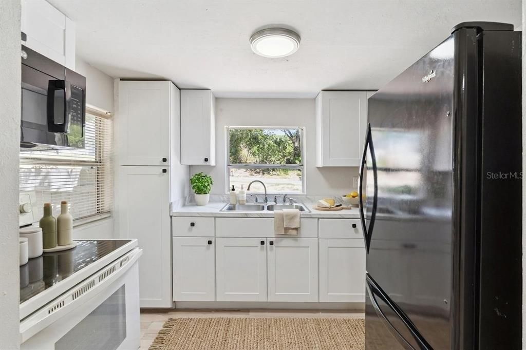 En Venta: $239,900 (3 camas, 1 baños, 933 Pies cuadrados)