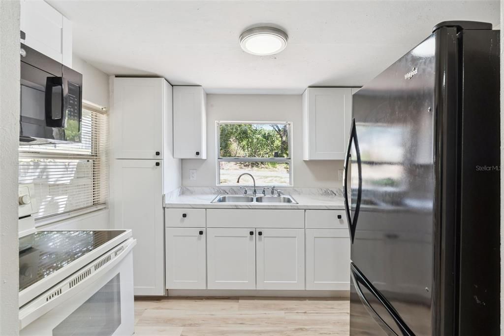 En Venta: $239,900 (3 camas, 1 baños, 933 Pies cuadrados)