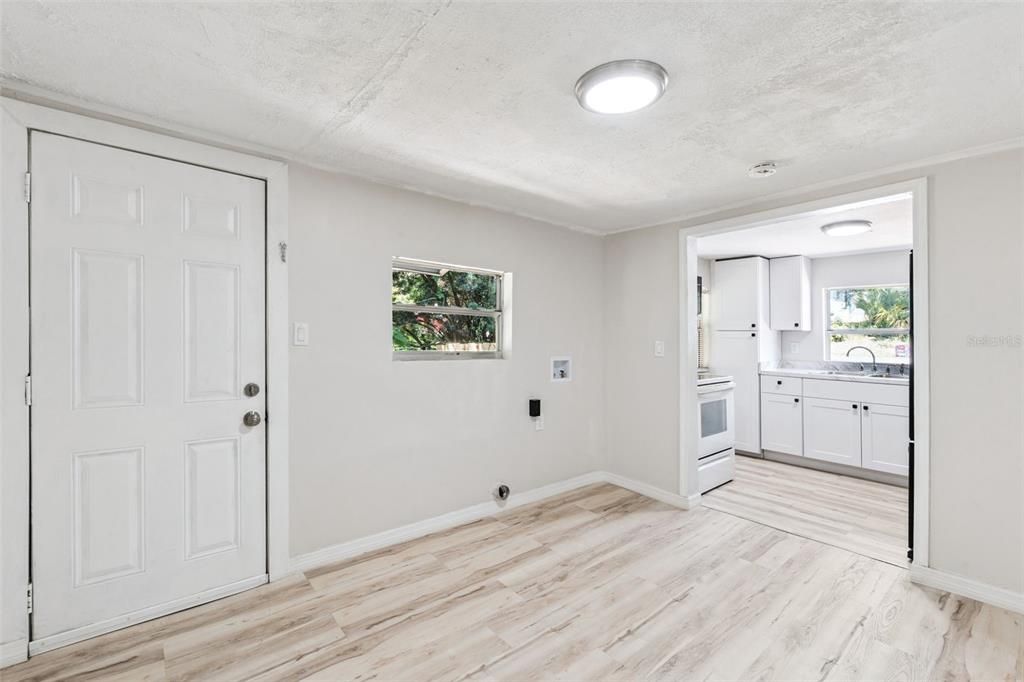 En Venta: $239,900 (3 camas, 1 baños, 933 Pies cuadrados)