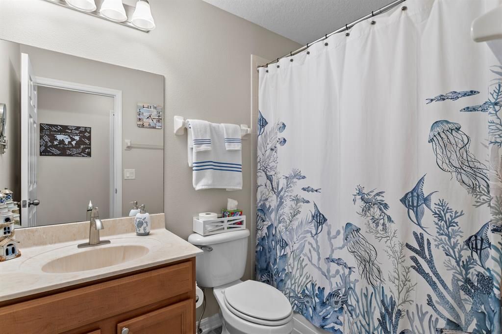 Activo con contrato: $349,999 (2 camas, 2 baños, 1676 Pies cuadrados)
