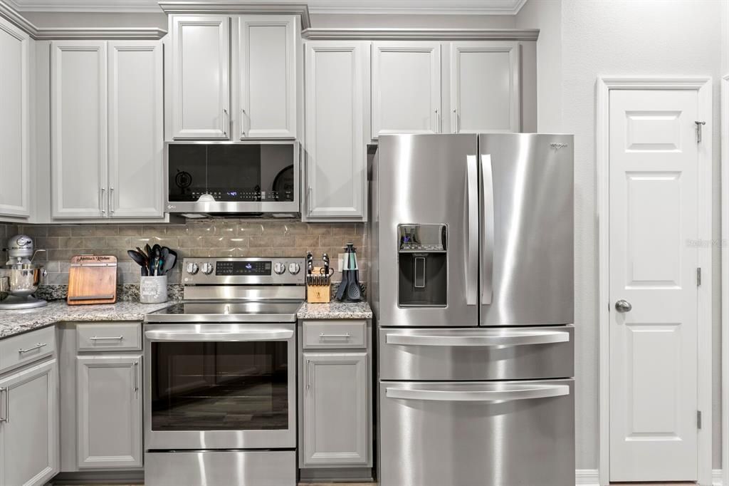 Activo con contrato: $349,999 (2 camas, 2 baños, 1676 Pies cuadrados)