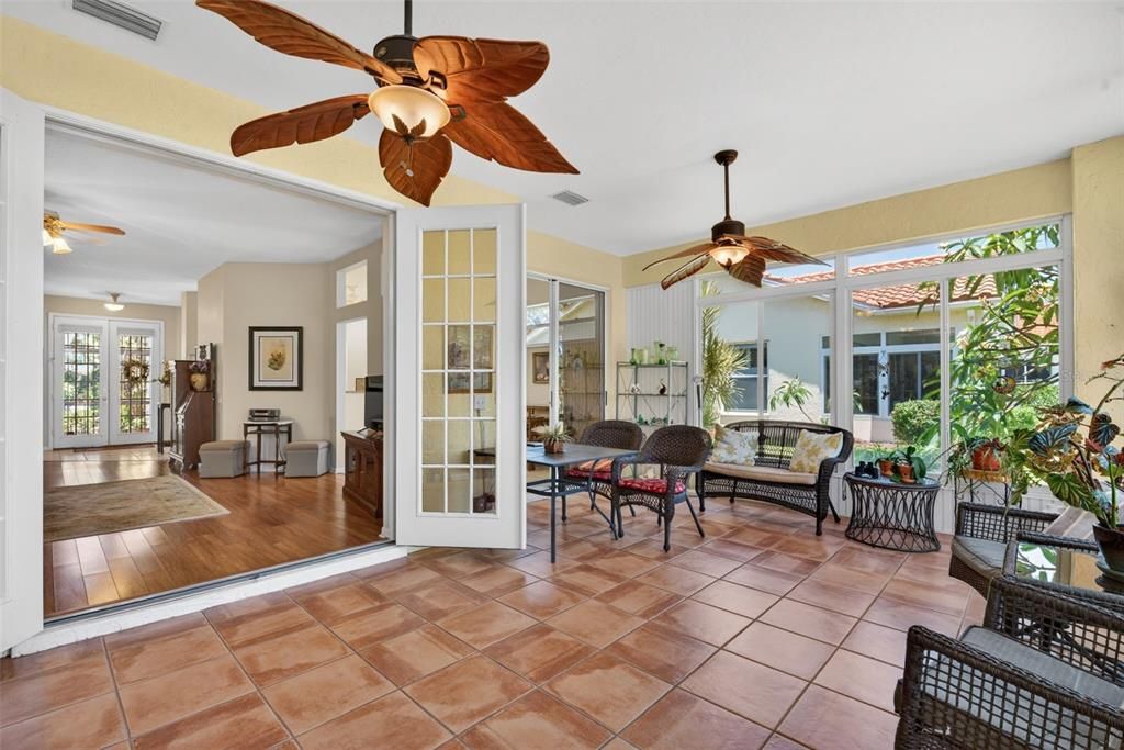 Activo con contrato: $339,000 (2 camas, 2 baños, 1692 Pies cuadrados)