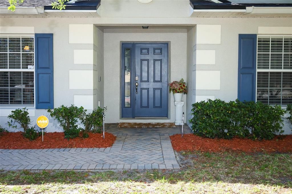 Active With Contract: $529,990 (5 beds, 2 baths, 2487 Square Feet)