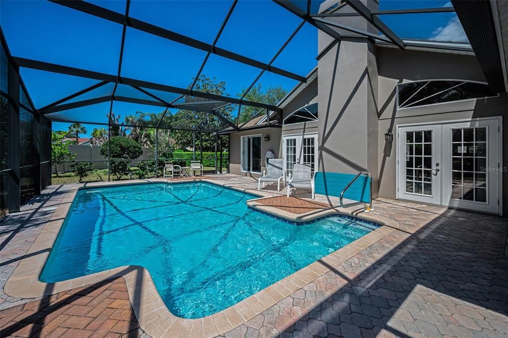 Active With Contract: $749,900 (3 beds, 2 baths, 2078 Square Feet)