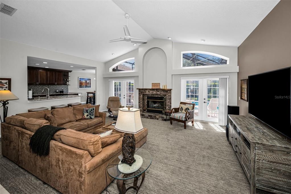 Active With Contract: $749,900 (3 beds, 2 baths, 2078 Square Feet)