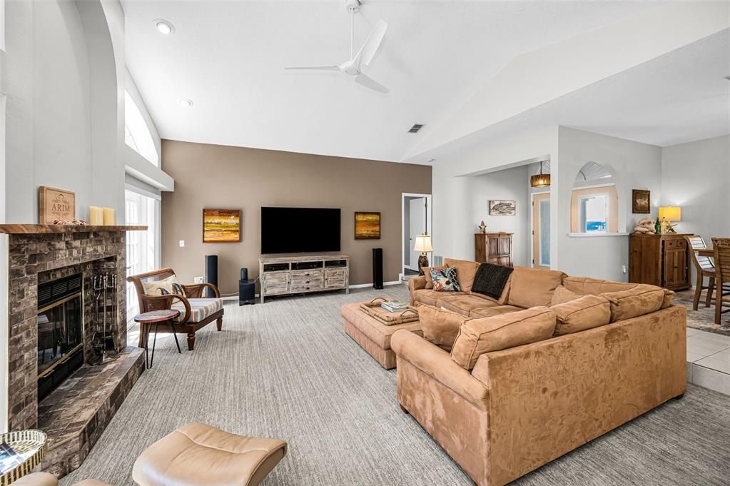 Active With Contract: $749,900 (3 beds, 2 baths, 2078 Square Feet)