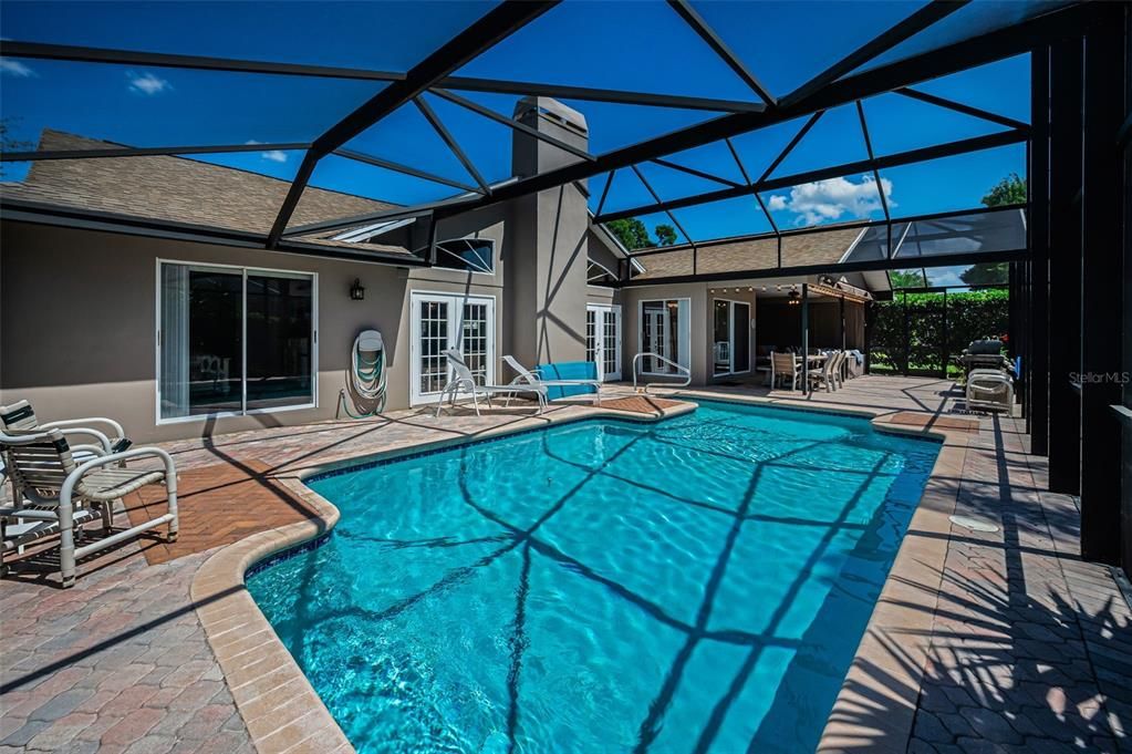 Active With Contract: $749,900 (3 beds, 2 baths, 2078 Square Feet)