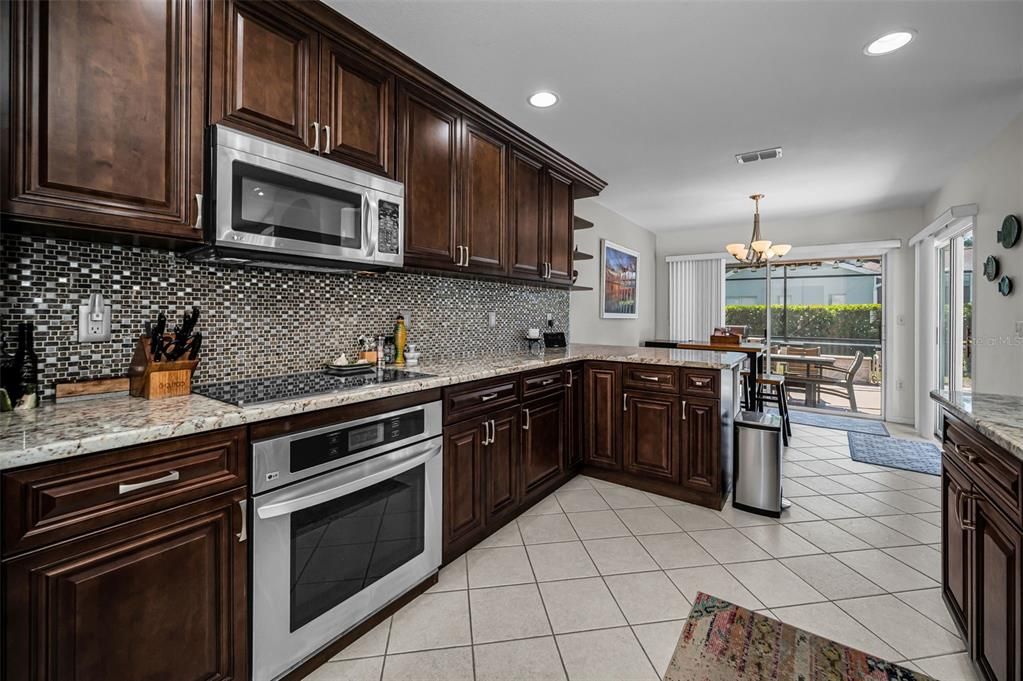 Active With Contract: $749,900 (3 beds, 2 baths, 2078 Square Feet)