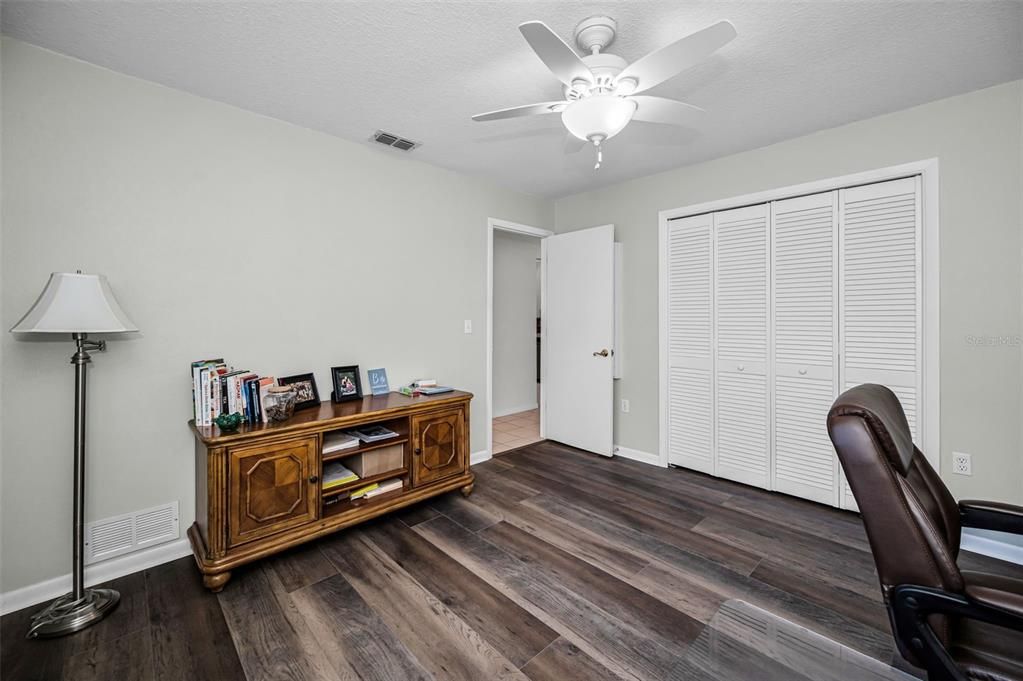 Active With Contract: $749,900 (3 beds, 2 baths, 2078 Square Feet)