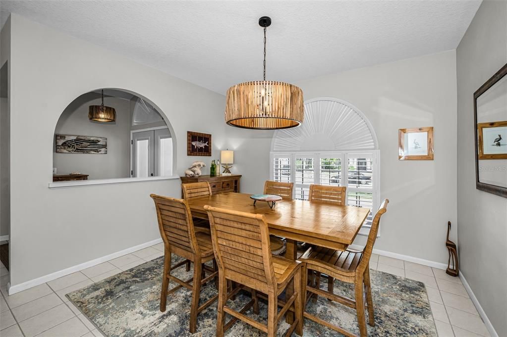 Active With Contract: $749,900 (3 beds, 2 baths, 2078 Square Feet)