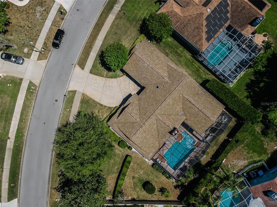 Active With Contract: $749,900 (3 beds, 2 baths, 2078 Square Feet)