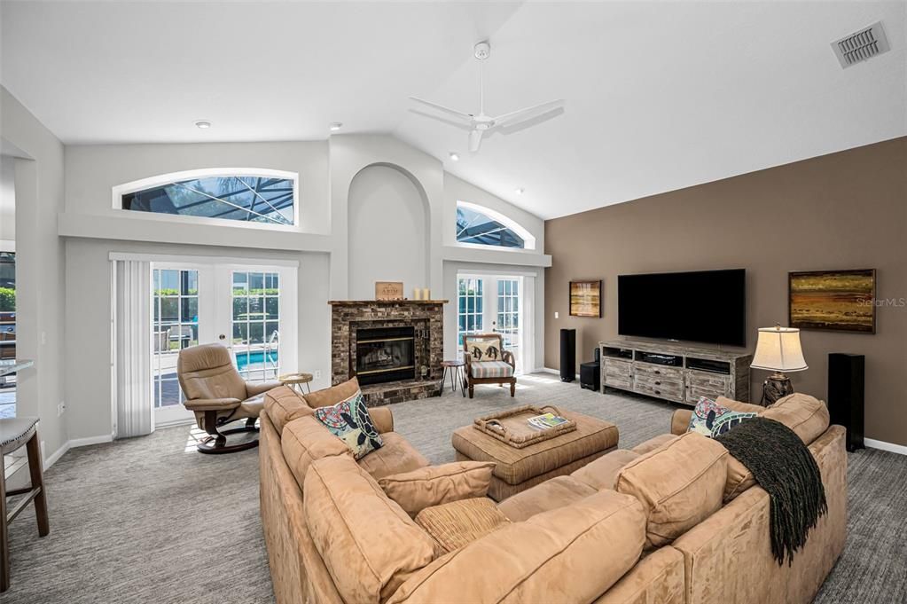 Active With Contract: $749,900 (3 beds, 2 baths, 2078 Square Feet)