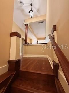 For Rent: $2,850 (2 beds, 2 baths, 1888 Square Feet)
