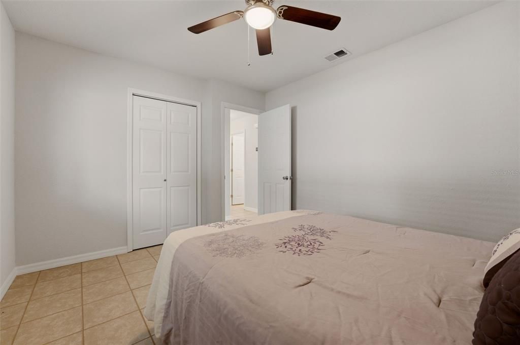 Active With Contract: $254,900 (3 beds, 1 baths, 1205 Square Feet)