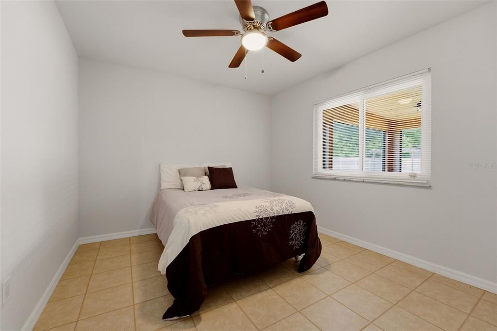 Active With Contract: $254,900 (3 beds, 1 baths, 1205 Square Feet)