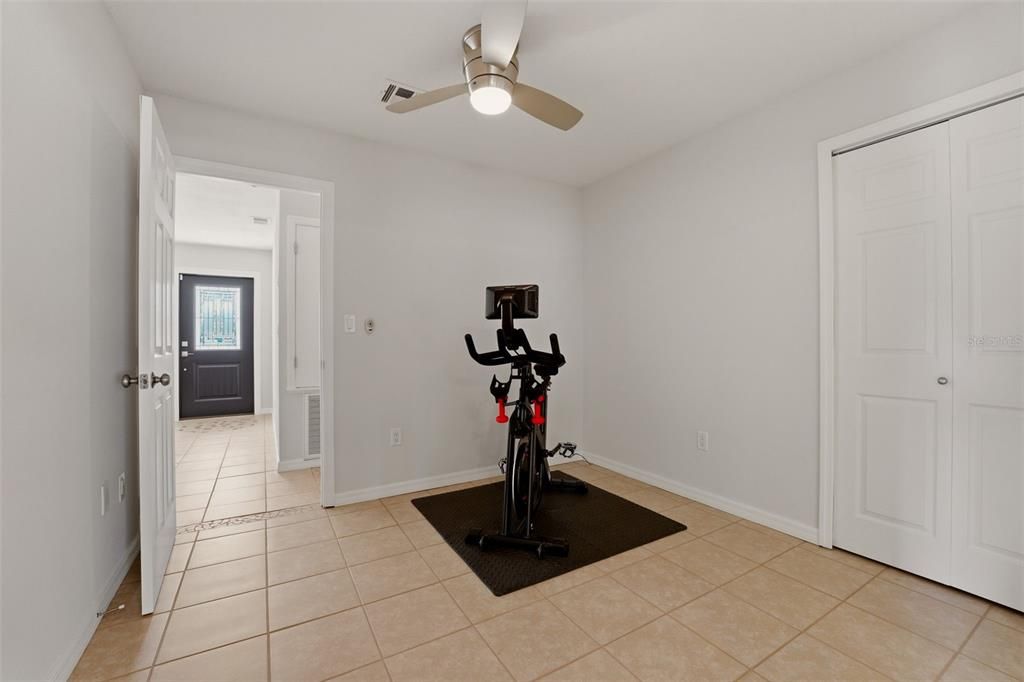 Active With Contract: $254,900 (3 beds, 1 baths, 1205 Square Feet)