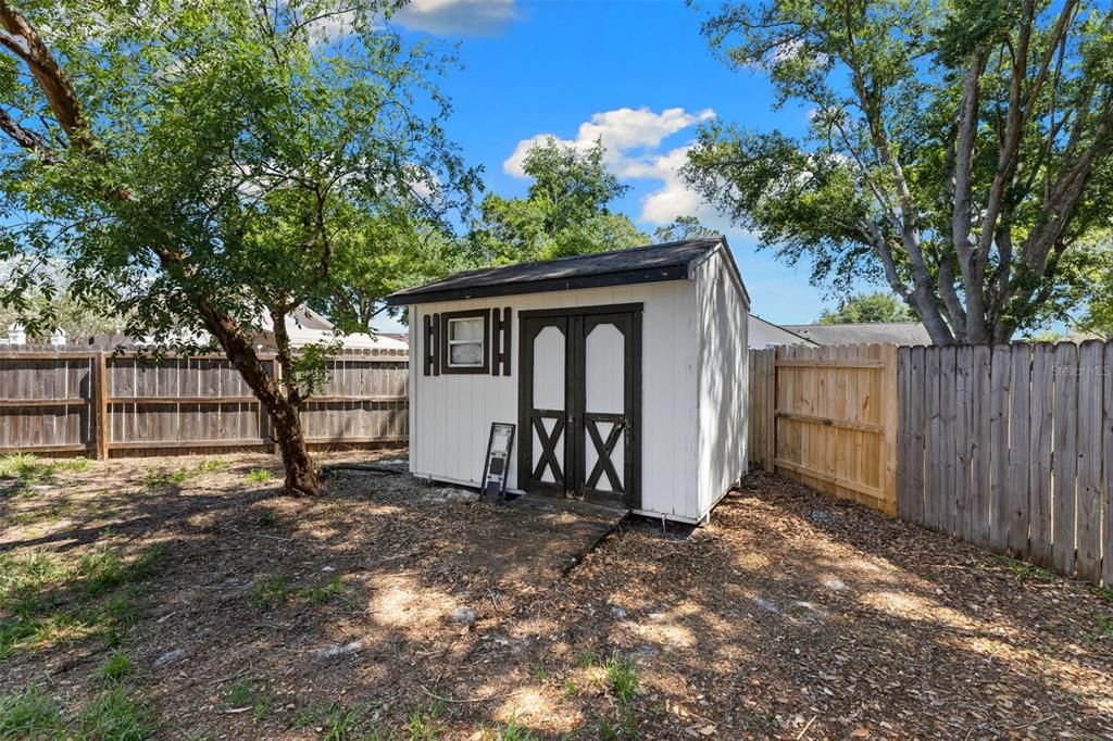 Active With Contract: $380,000 (3 beds, 2 baths, 1608 Square Feet)