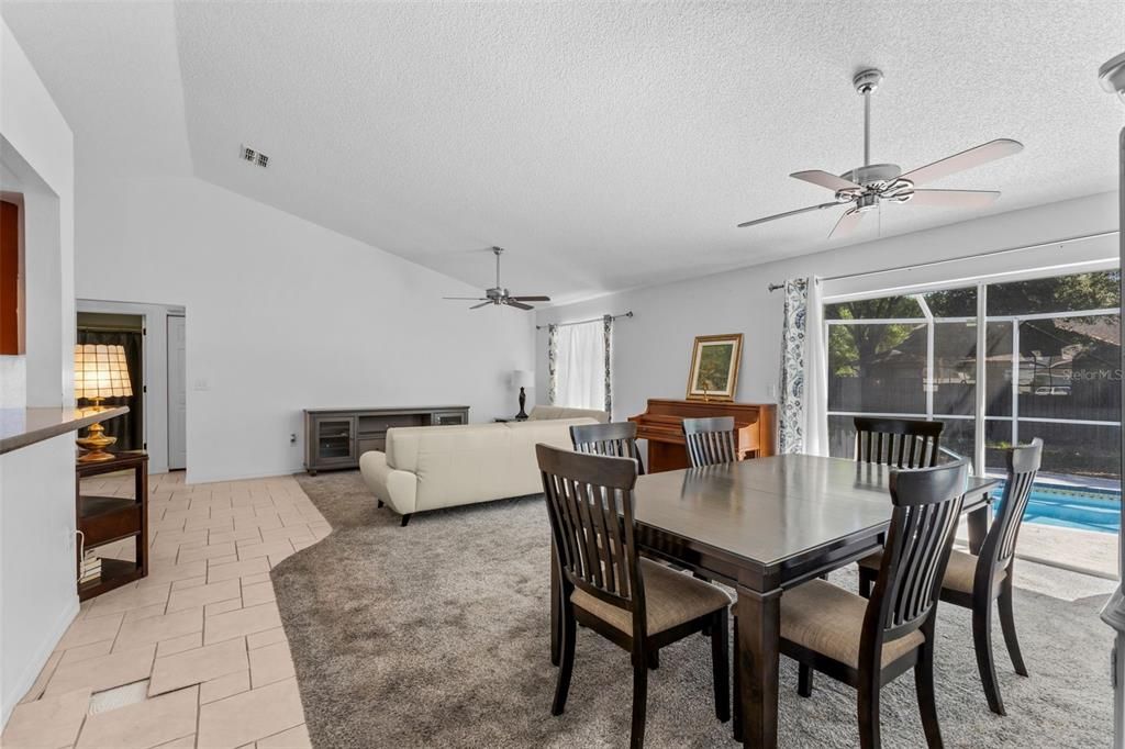 Active With Contract: $380,000 (3 beds, 2 baths, 1608 Square Feet)
