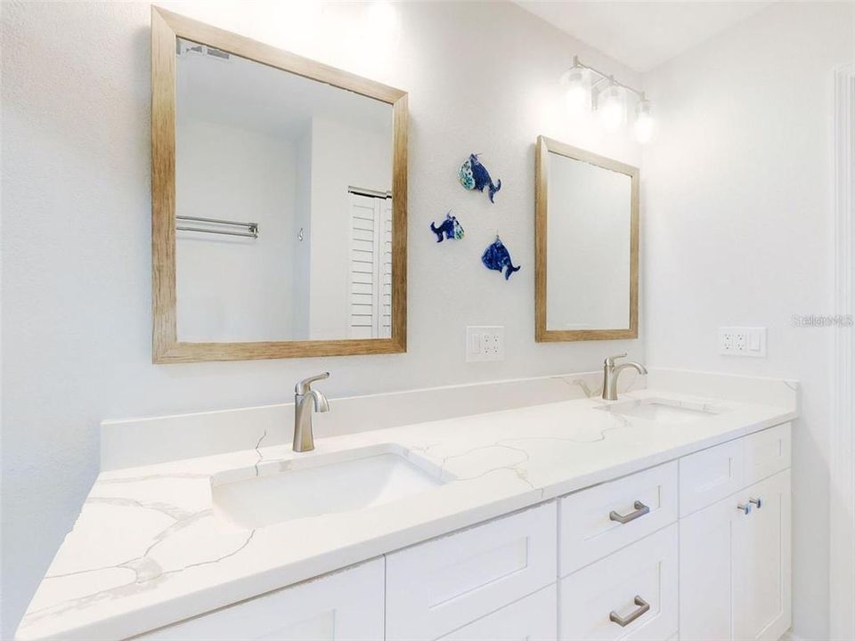 For Rent: $2,800 (2 beds, 2 baths, 1053 Square Feet)