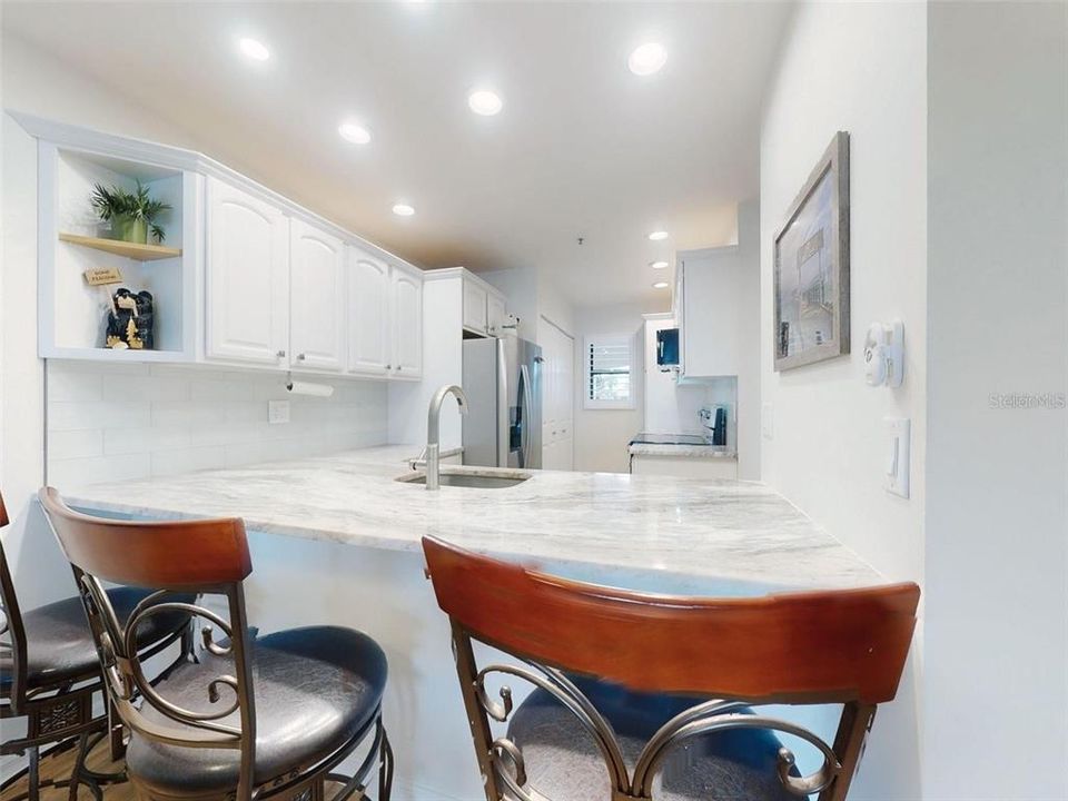 For Rent: $2,800 (2 beds, 2 baths, 1053 Square Feet)