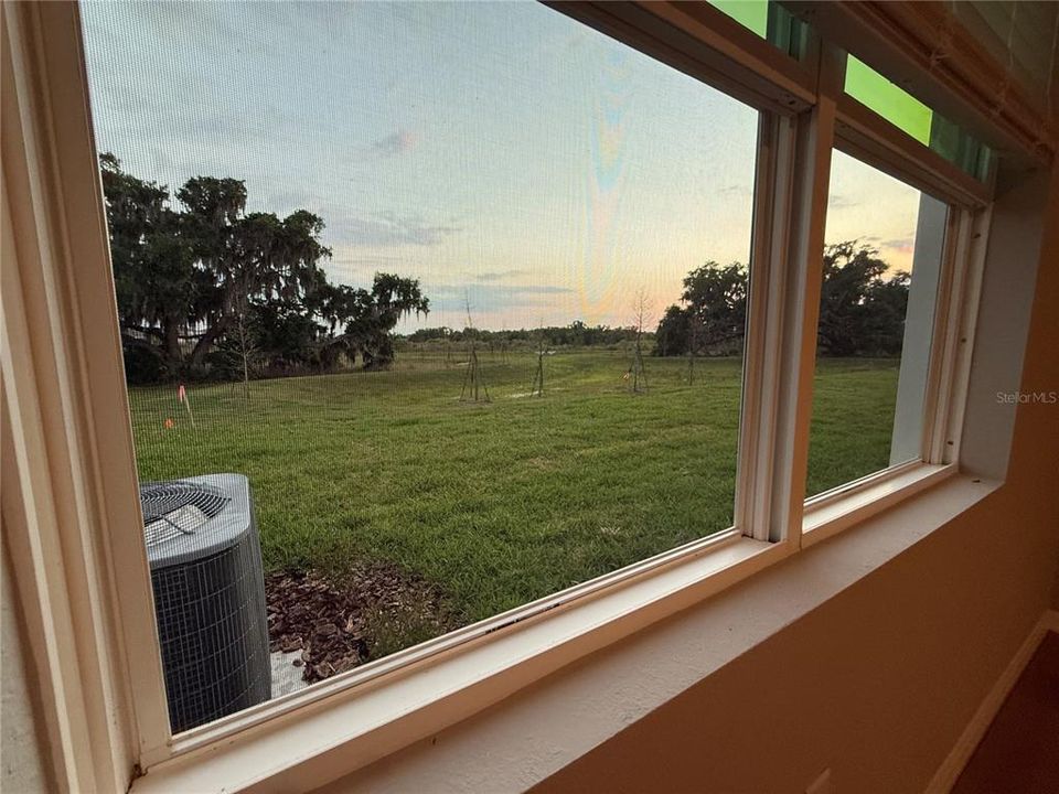For Rent: $2,500 (3 beds, 2 baths, 1565 Square Feet)