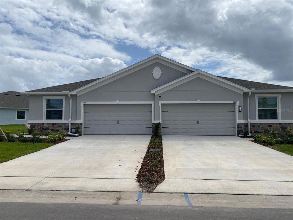 For Rent: $2,500 (3 beds, 2 baths, 1565 Square Feet)