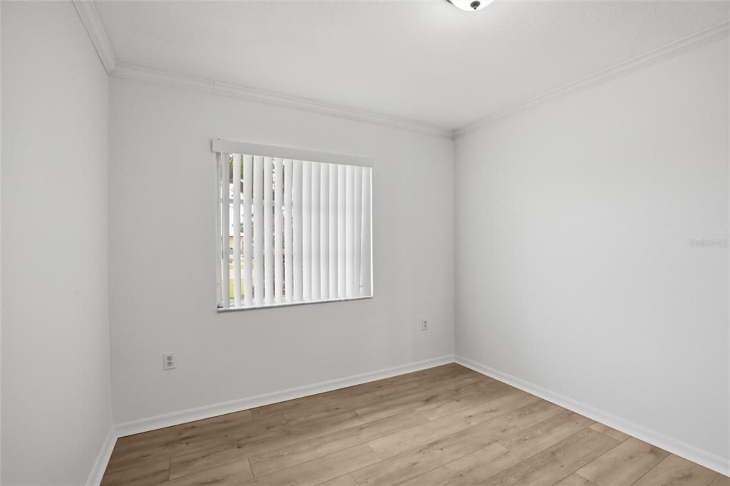 Activo con contrato: $254,900 (3 camas, 2 baños, 1597 Pies cuadrados)