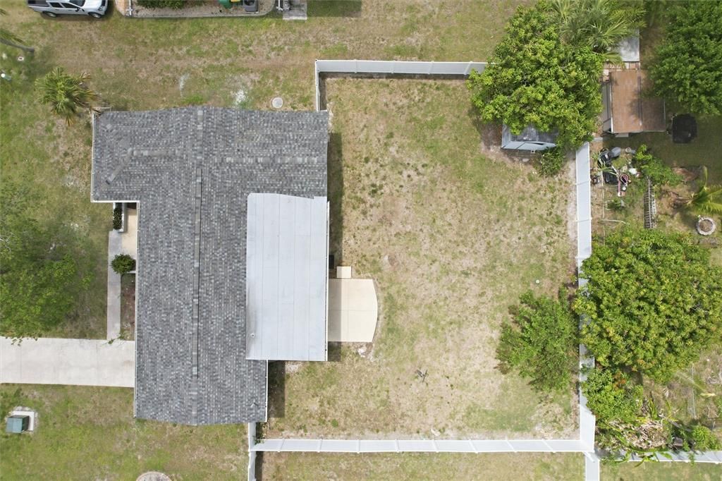 Activo con contrato: $254,900 (3 camas, 2 baños, 1597 Pies cuadrados)