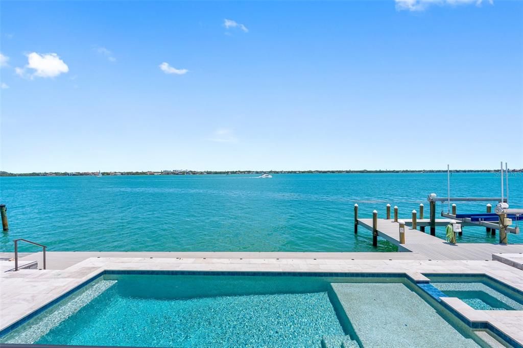 For Sale: $11,900,000 (5 beds, 5 baths, 6527 Square Feet)