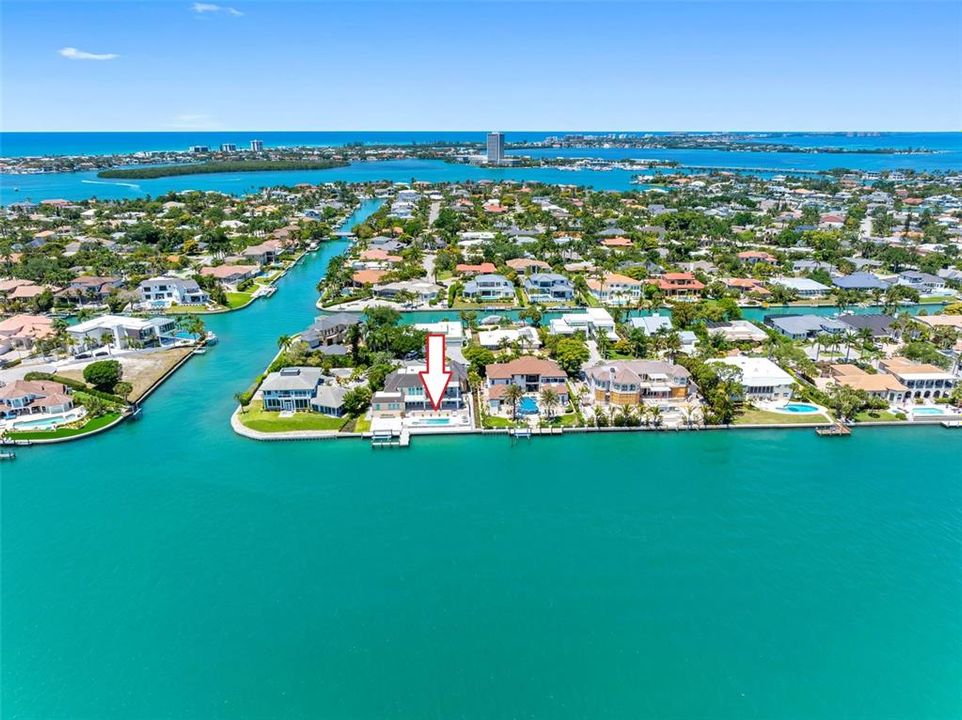 For Sale: $11,900,000 (5 beds, 5 baths, 6527 Square Feet)