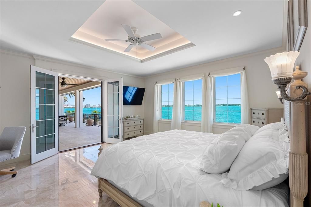 For Sale: $11,900,000 (5 beds, 5 baths, 6527 Square Feet)