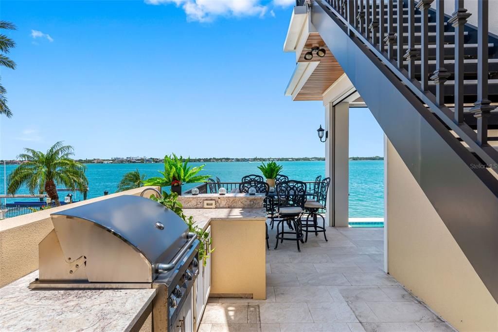 For Sale: $11,900,000 (5 beds, 5 baths, 6527 Square Feet)