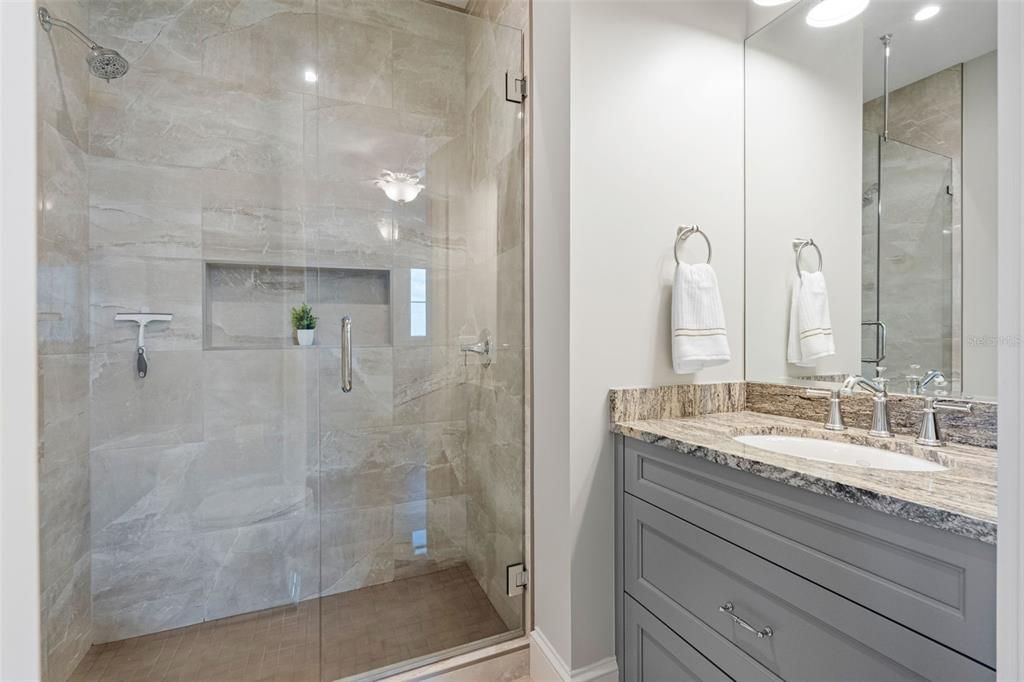 For Sale: $11,900,000 (5 beds, 5 baths, 6527 Square Feet)