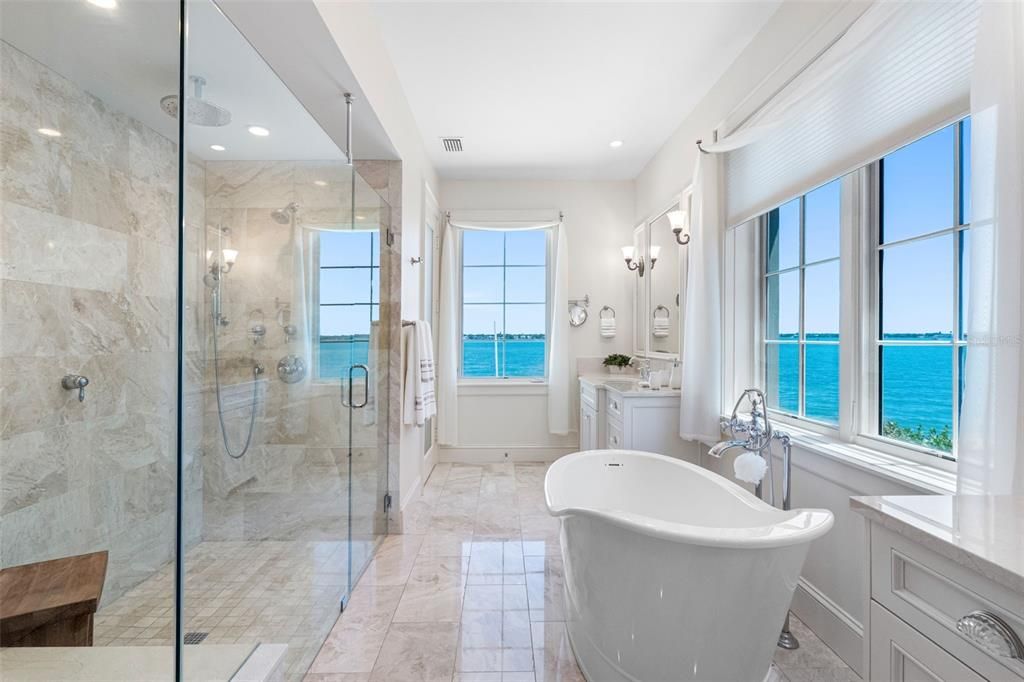 For Sale: $11,900,000 (5 beds, 5 baths, 6527 Square Feet)