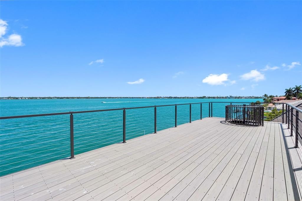 For Sale: $11,900,000 (5 beds, 5 baths, 6527 Square Feet)