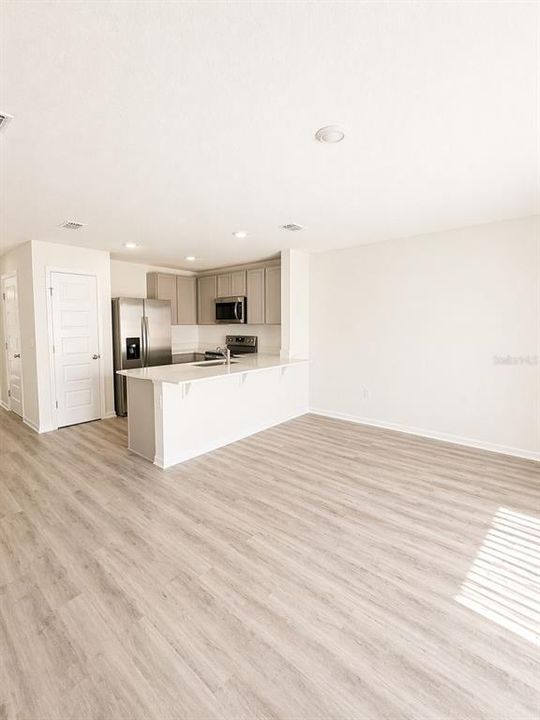 В аренду: $1,850 (3 спален, 2 ванн, 1463 Квадратных фут)