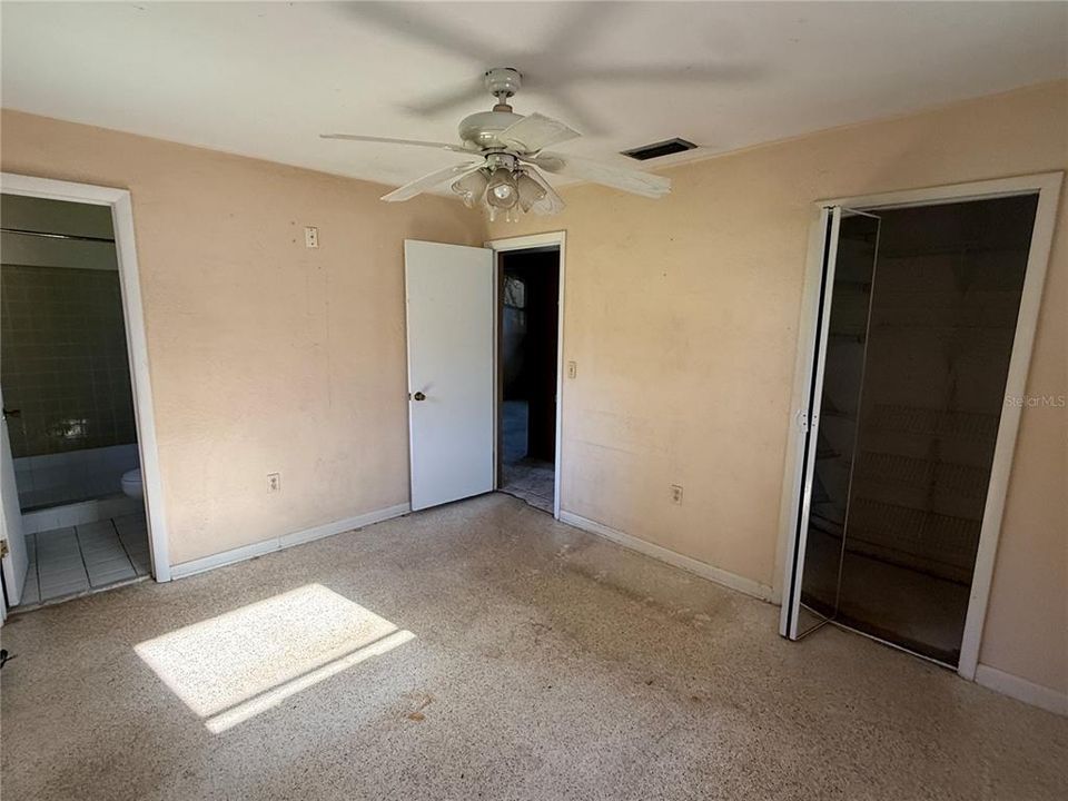 En Venta: $330,000 (3 camas, 2 baños, 1194 Pies cuadrados)