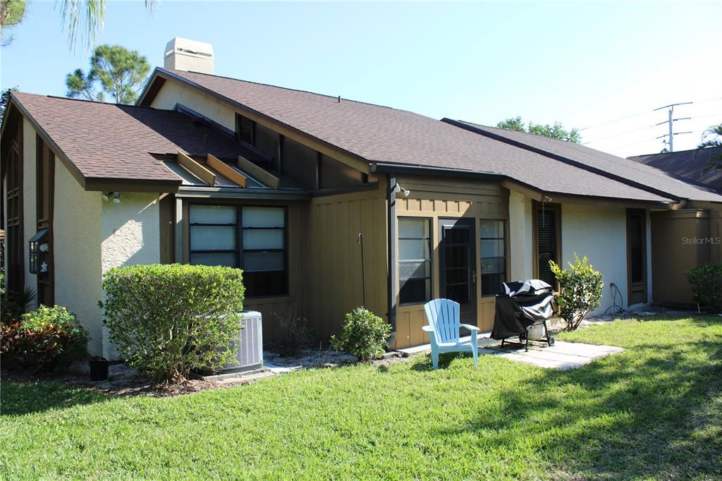 For Rent: $2,895 (3 beds, 2 baths, 1900 Square Feet)
