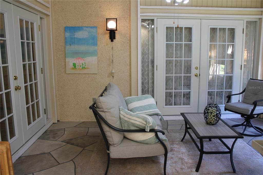 For Rent: $2,895 (3 beds, 2 baths, 1900 Square Feet)