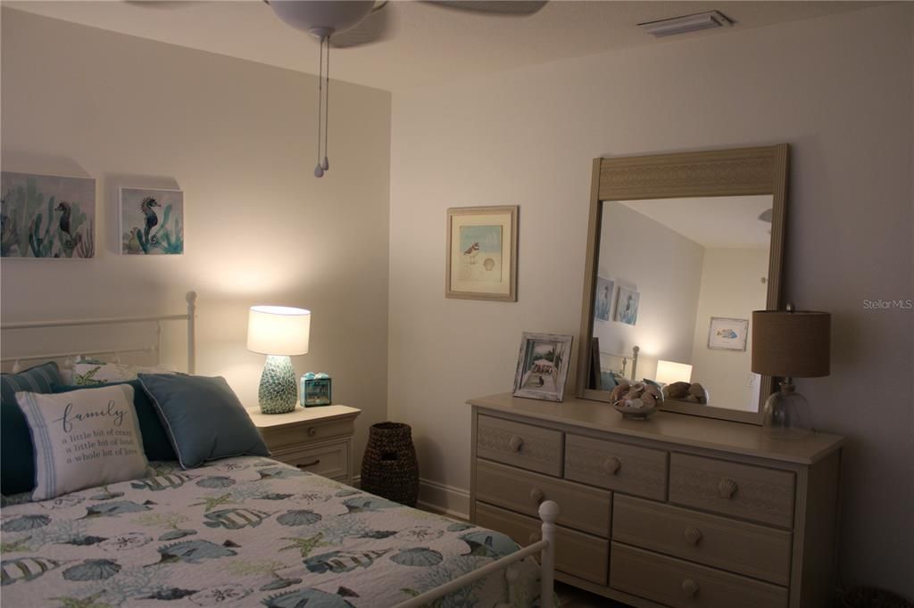 For Rent: $2,895 (3 beds, 2 baths, 1900 Square Feet)