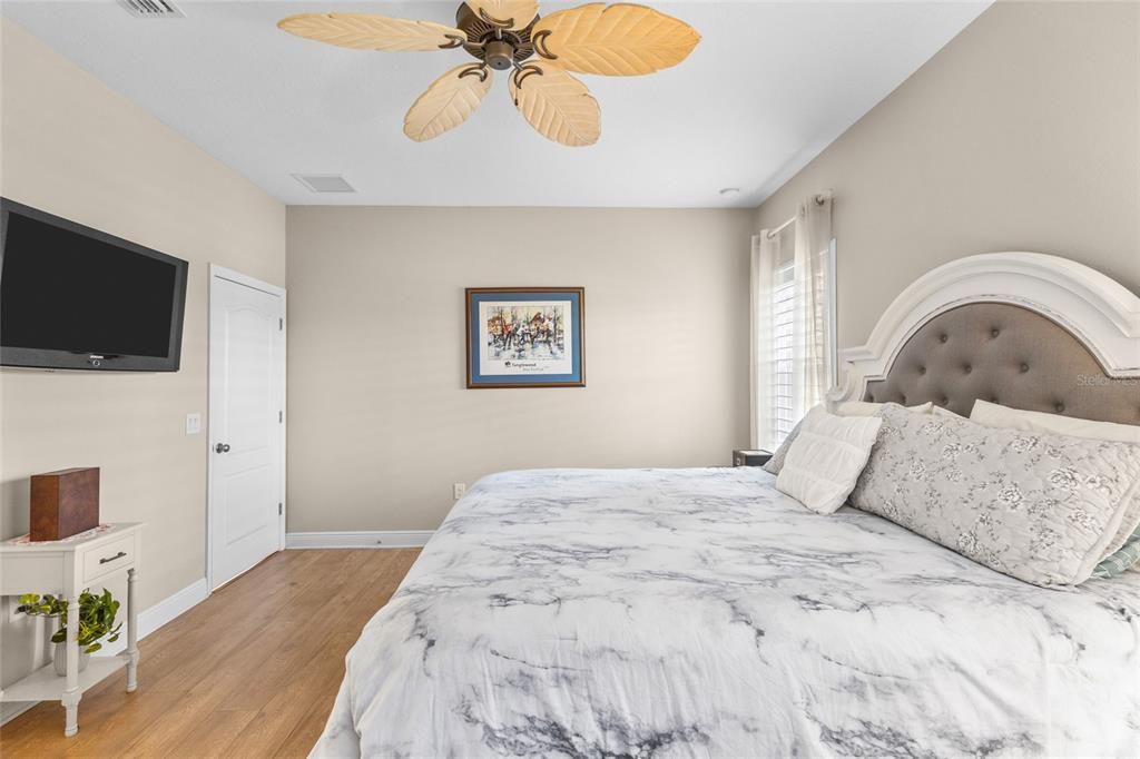 Active With Contract: $535,000 (3 beds, 2 baths, 1511 Square Feet)