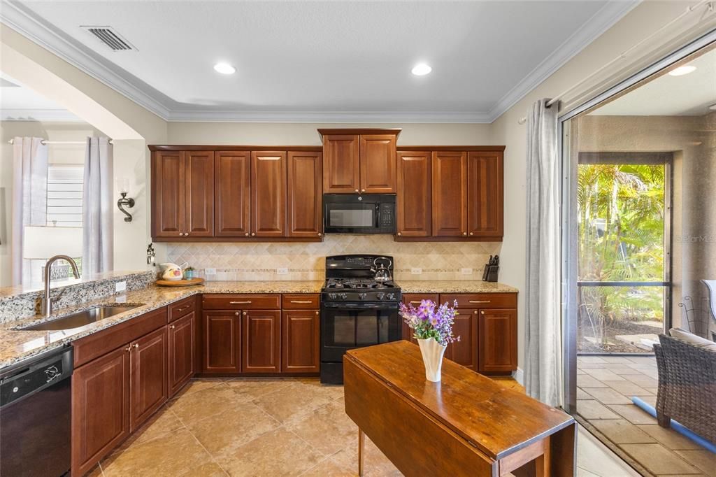 Active With Contract: $535,000 (3 beds, 2 baths, 1511 Square Feet)