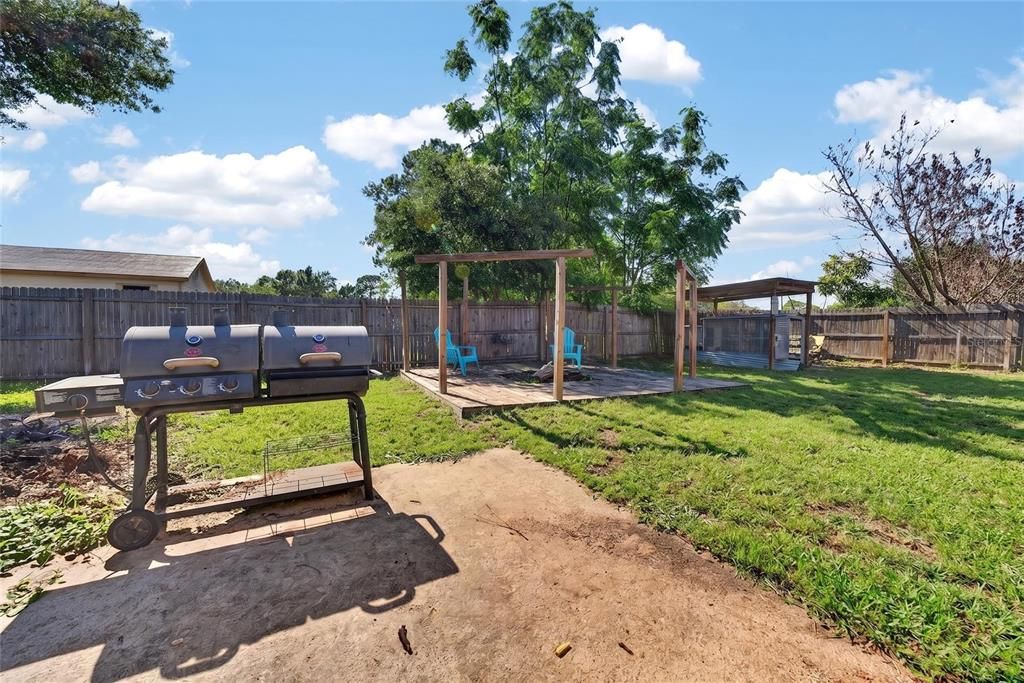 For Sale: $252,000 (2 beds, 2 baths, 1275 Square Feet)