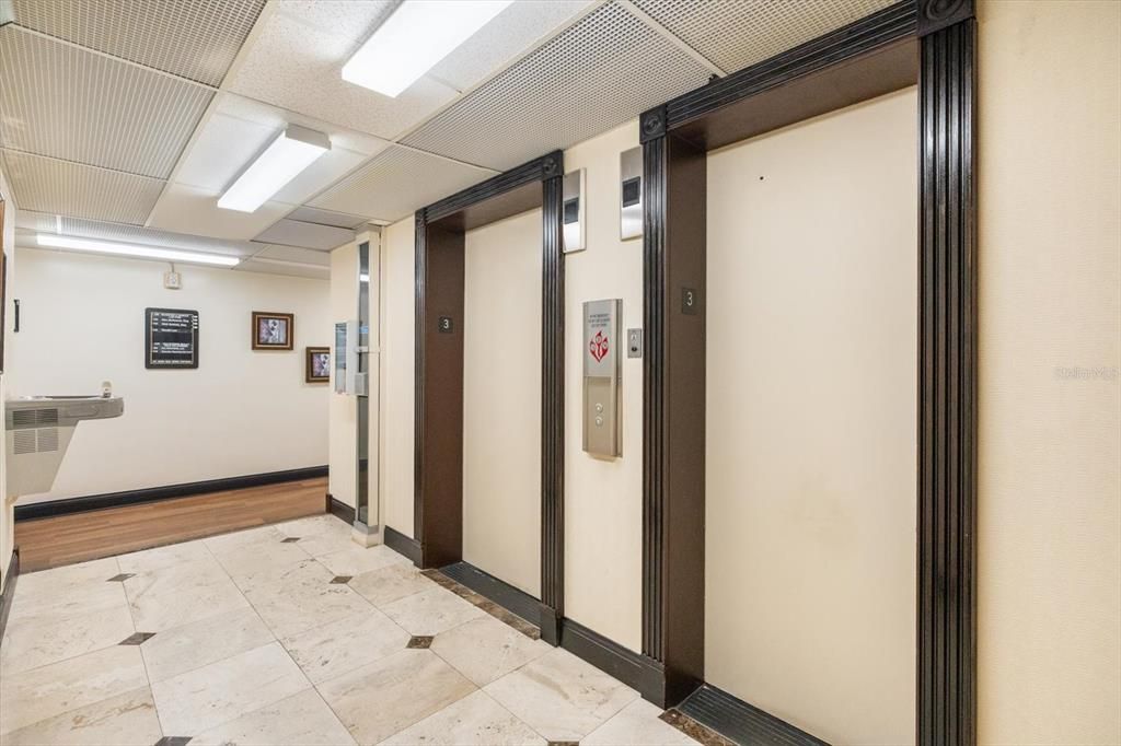 For Sale: $425,000 (0 beds, 0 baths, 940 Square Feet)
